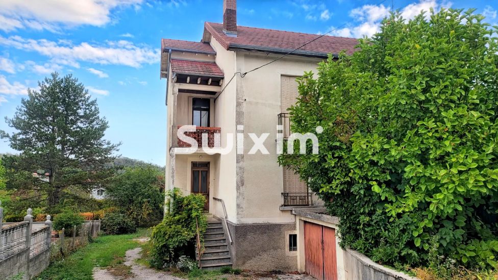 Vente Maison Lons-le-Saunier 8&nbsp;Pièces 135&nbsp;m²