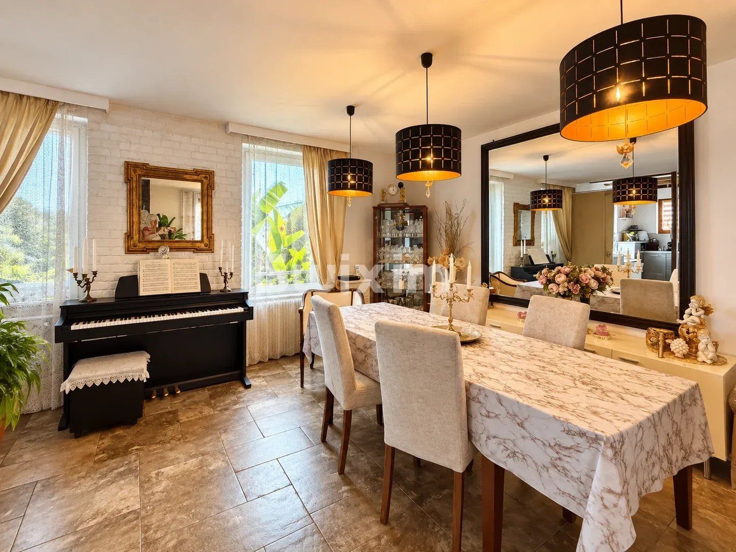 Maison 9 pièces 235 m² · à Colmar · 235 m² · 498 000 €