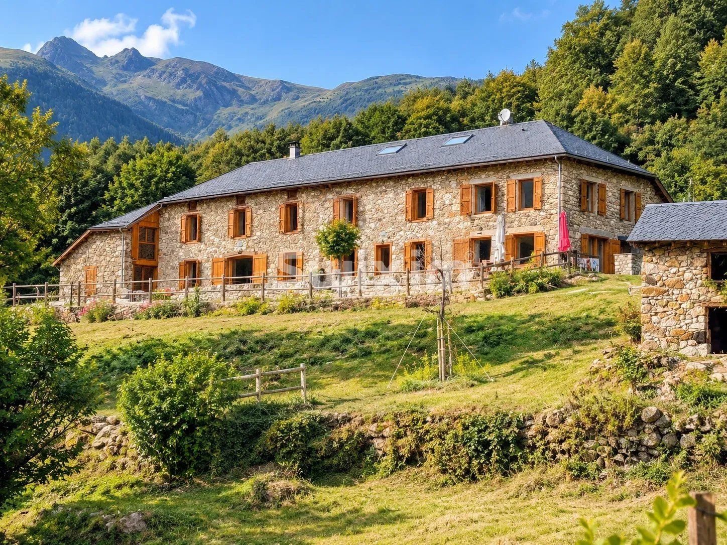 maison 7 Pièces en vente sur Foix (09000)