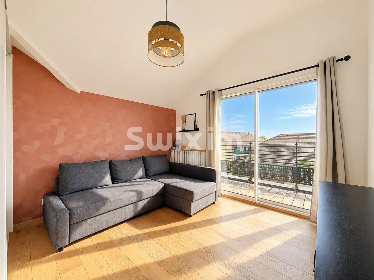 appartement 5 Pièces en vente sur Chevry (01170)