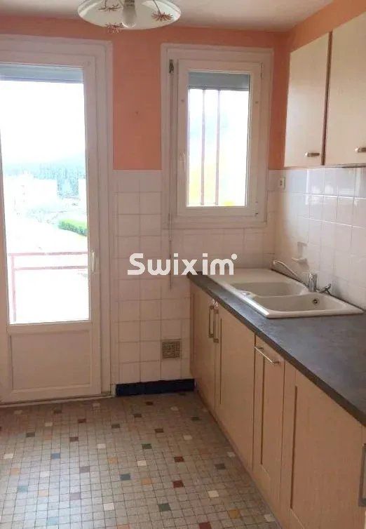 Sale Apartment Lons-le-Saunier 4&nbsp;Rooms 66.35&nbsp;m²