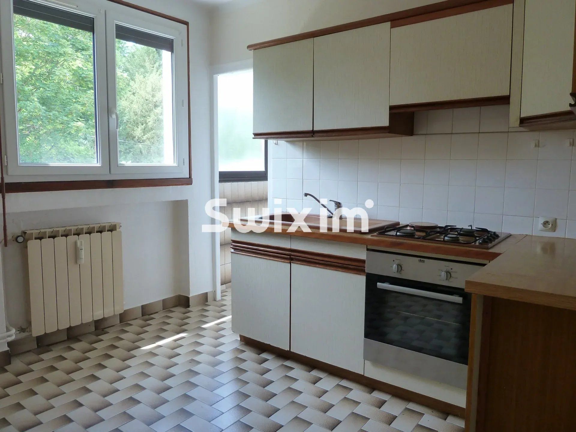Sale Apartment Lons-le-Saunier 3&nbsp;Rooms 70&nbsp;m²