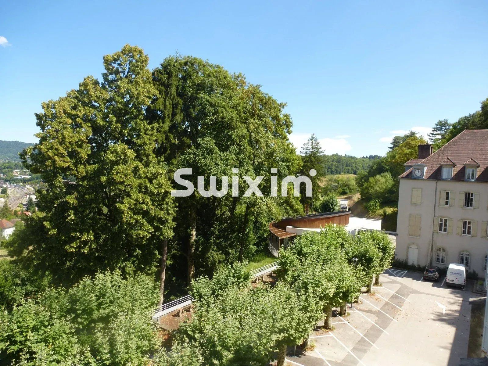 Sale Apartment Lons-le-Saunier 1&nbsp;room 112&nbsp;m²