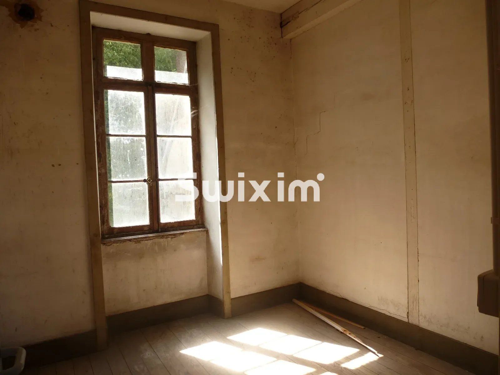 Sale Apartment Lons-le-Saunier 1&nbsp;room 112&nbsp;m²