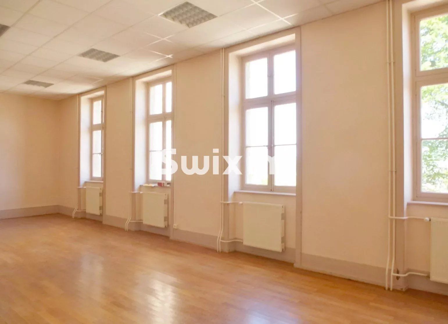 Sale Loft Lons-le-Saunier 6&nbsp;Rooms 200&nbsp;m²