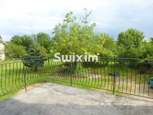 Sale House Lons-le-Saunier 4&nbsp;Rooms 170&nbsp;m²