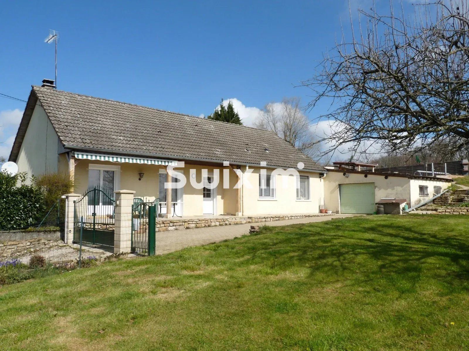 Sale House Lons-le-Saunier 5&nbsp;Rooms 90&nbsp;m²