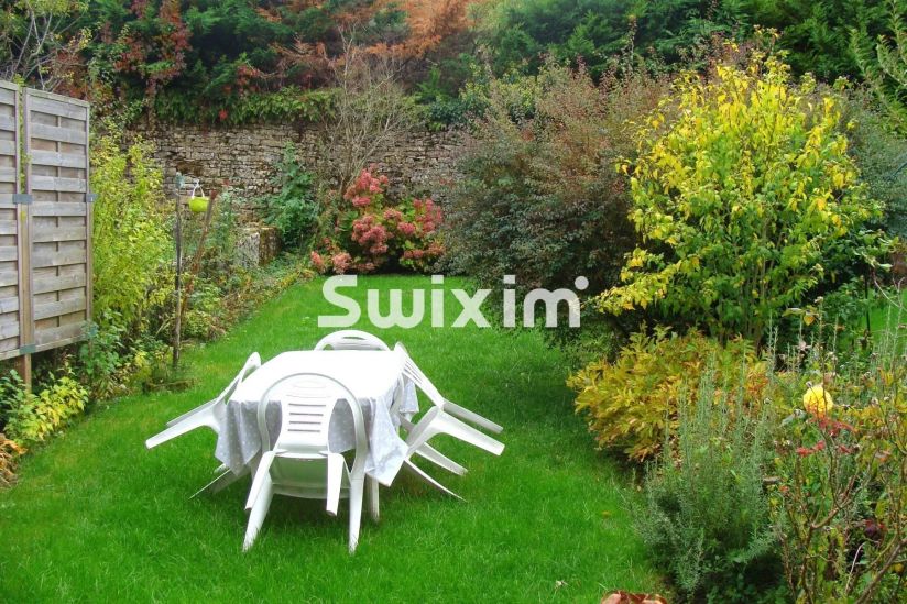 Sale House Lons-le-Saunier 6&nbsp;Rooms 150&nbsp;m²