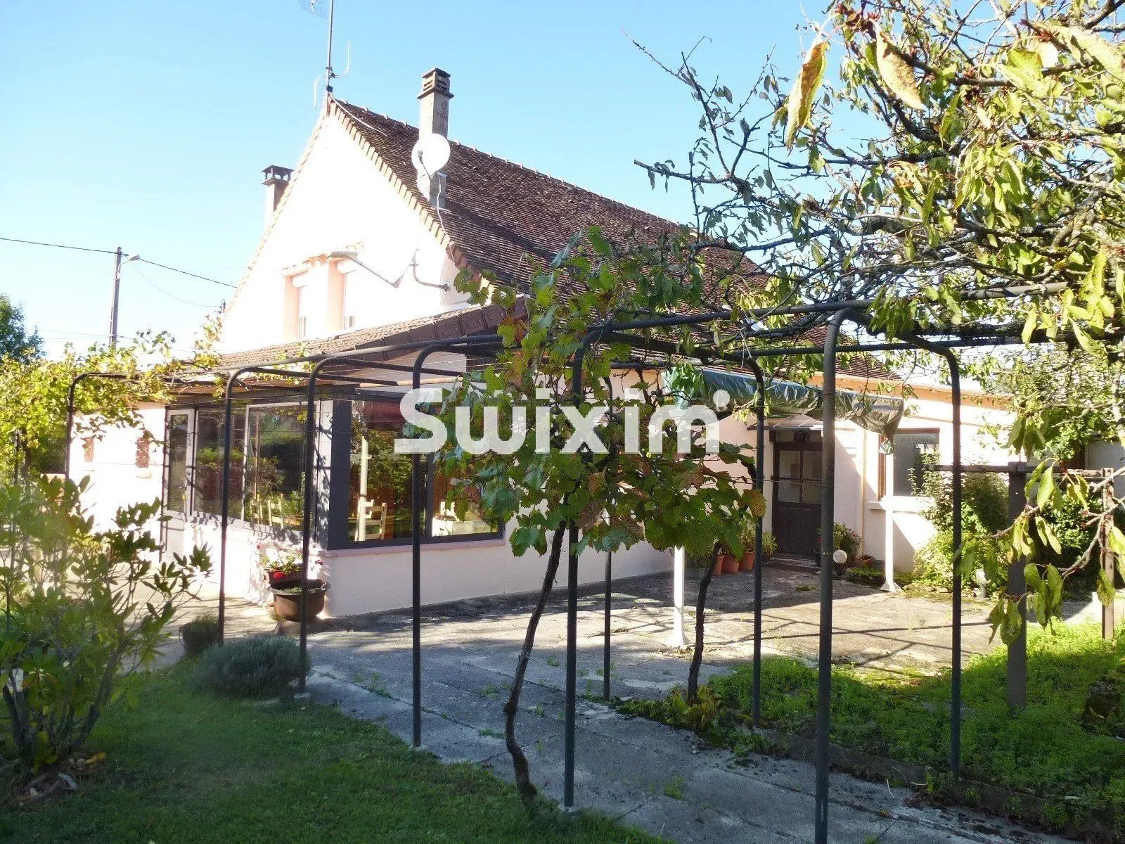 Sale House Lons-le-Saunier 7&nbsp;Rooms 120&nbsp;m²