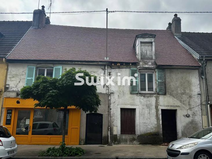 Vente Immeuble Lons-le-Saunier 12&nbsp;Pièces 235&nbsp;m²