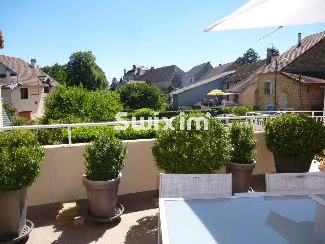 Sale House Lons-le-Saunier 8&nbsp;Rooms 150&nbsp;m²