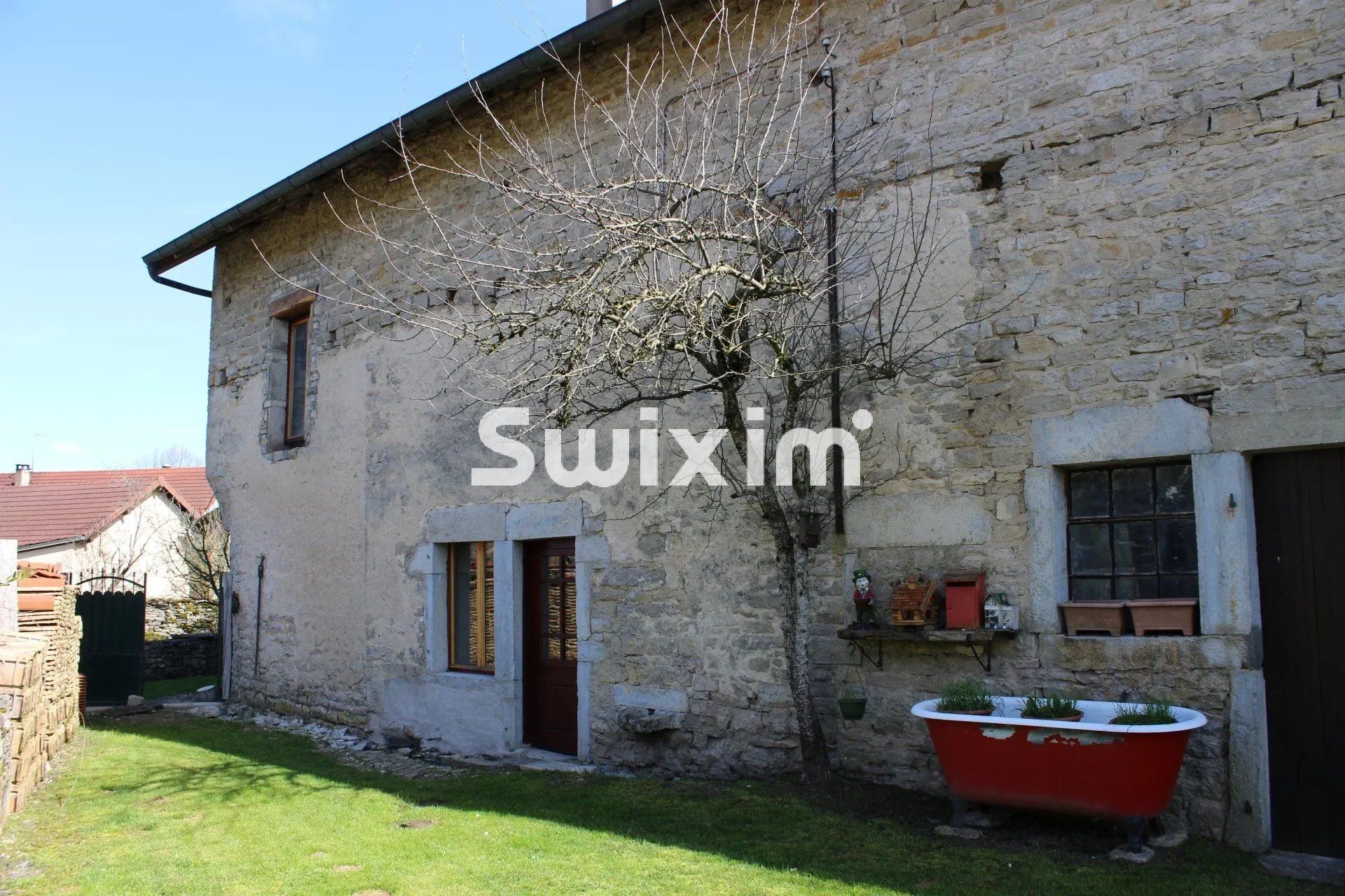 Sale Farmhouse Lons-le-Saunier 16&nbsp;Rooms 340&nbsp;m²
