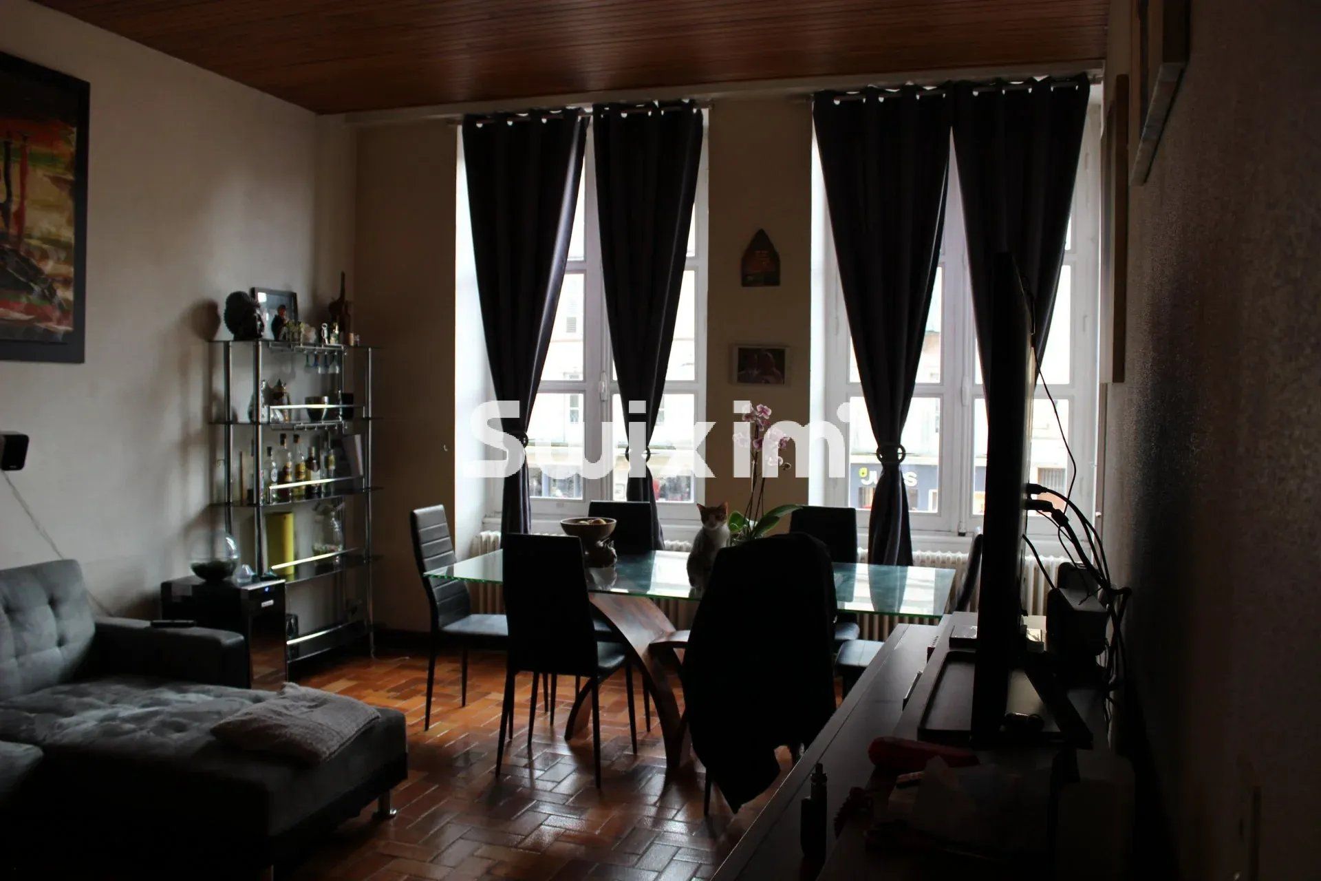 Vente Immeuble Lons-le-Saunier 8&nbsp;Pièces 163&nbsp;m²