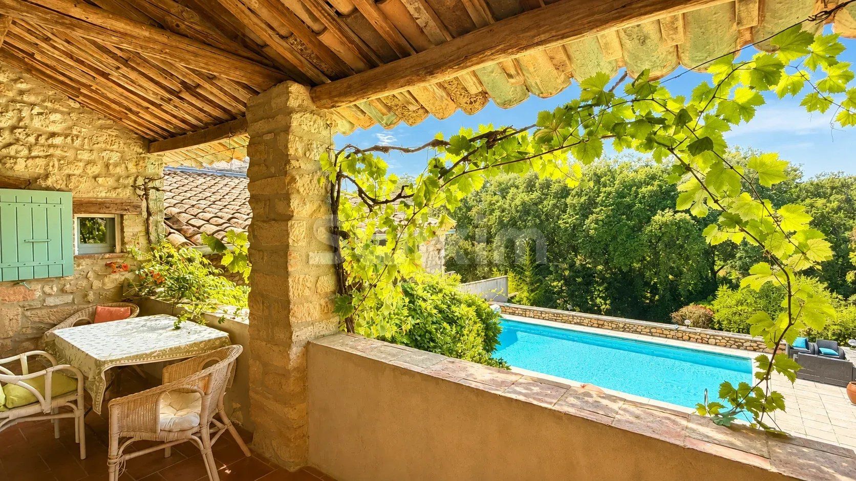mas 11 Pièces en vente sur Cornillon (30630)