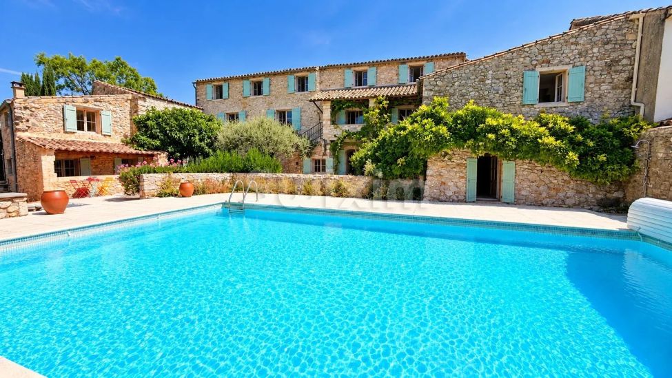 Vente Mas Cornillon 11&nbsp;Pièces 300&nbsp;m²
