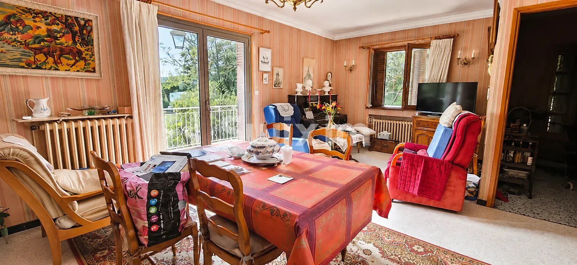 villa 8 Pièces en vente sur Saint-Restitut (26130)