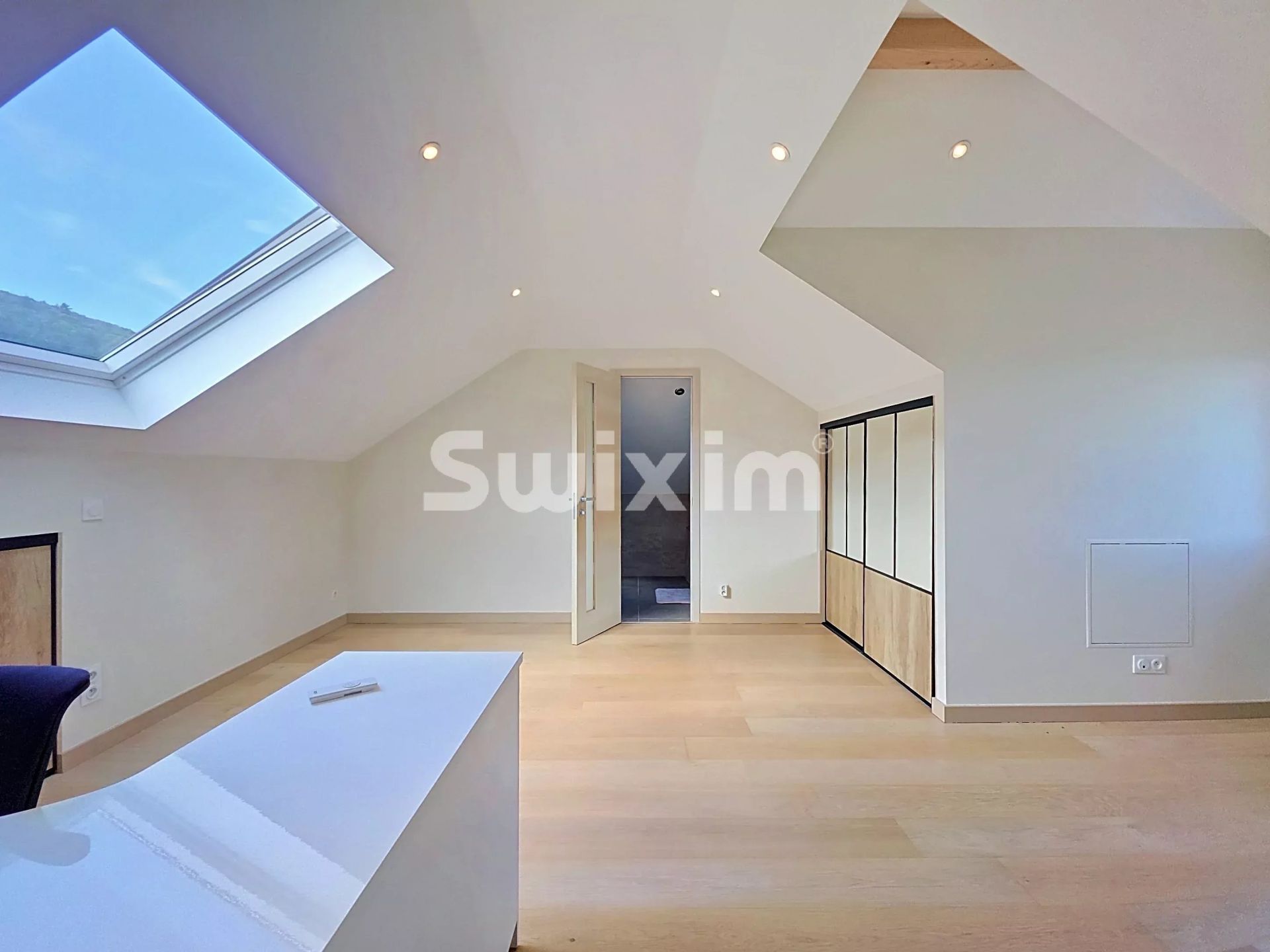 maison 5 Pièces en vente sur Divonne-les-Bains (01220)