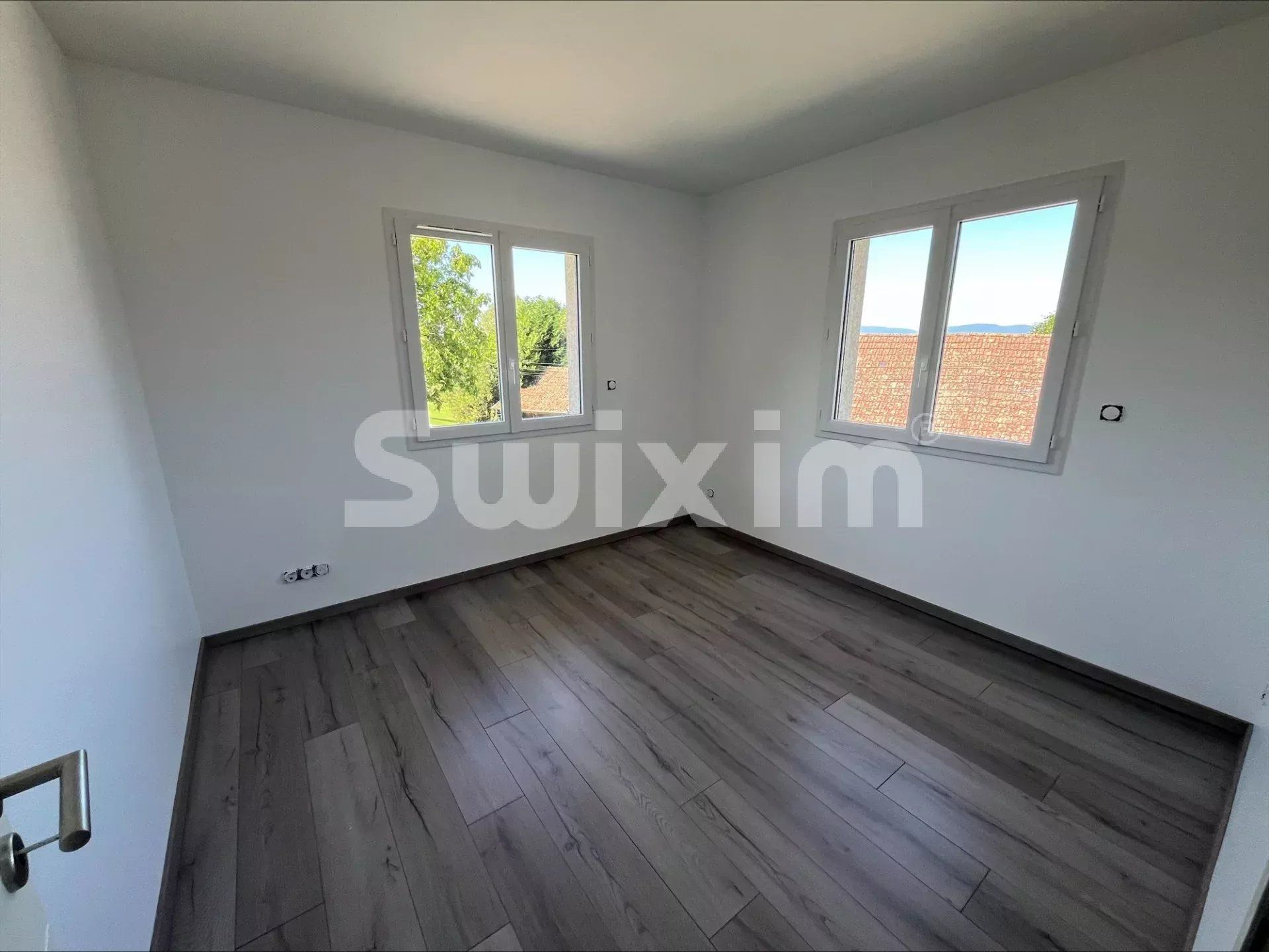 casa 5 Camere in vendita su Ruffieux (73310)