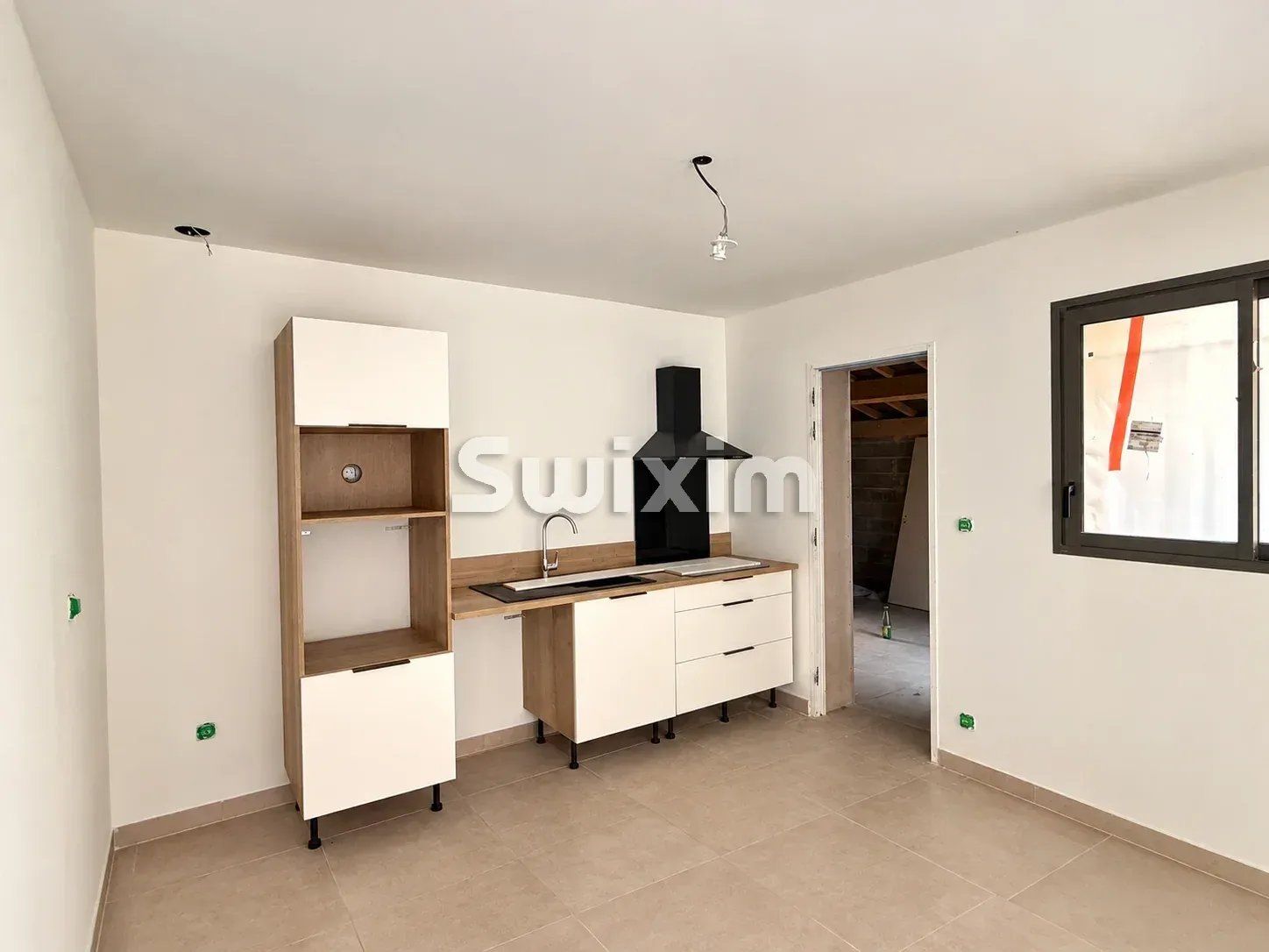 house 4 Rooms for rent on Camaret-sur-Aigues (84850)