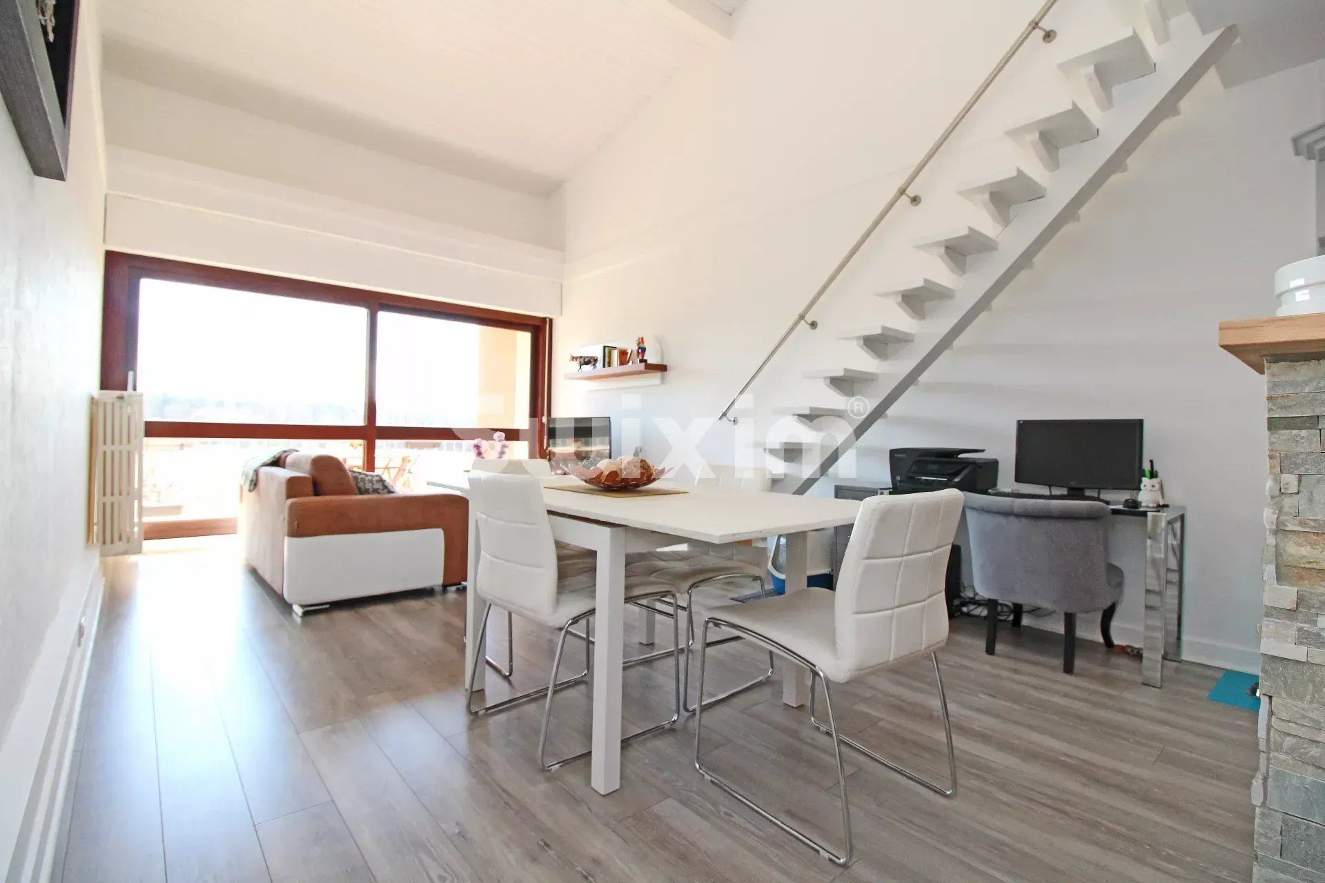 Sale Apartment Ferney-Voltaire 3&nbsp;Rooms 90.72&nbsp;m²