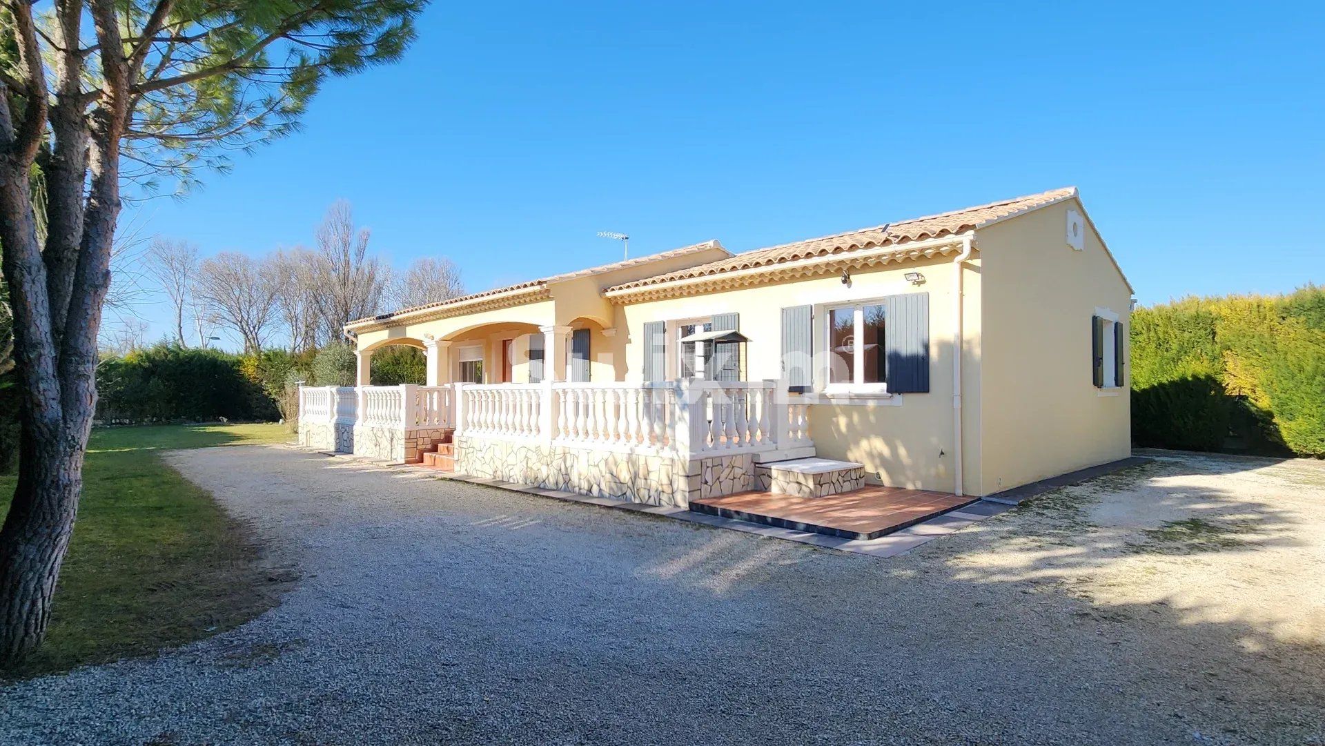 casa 5 Quartos para venda sobre Valréas (84600)