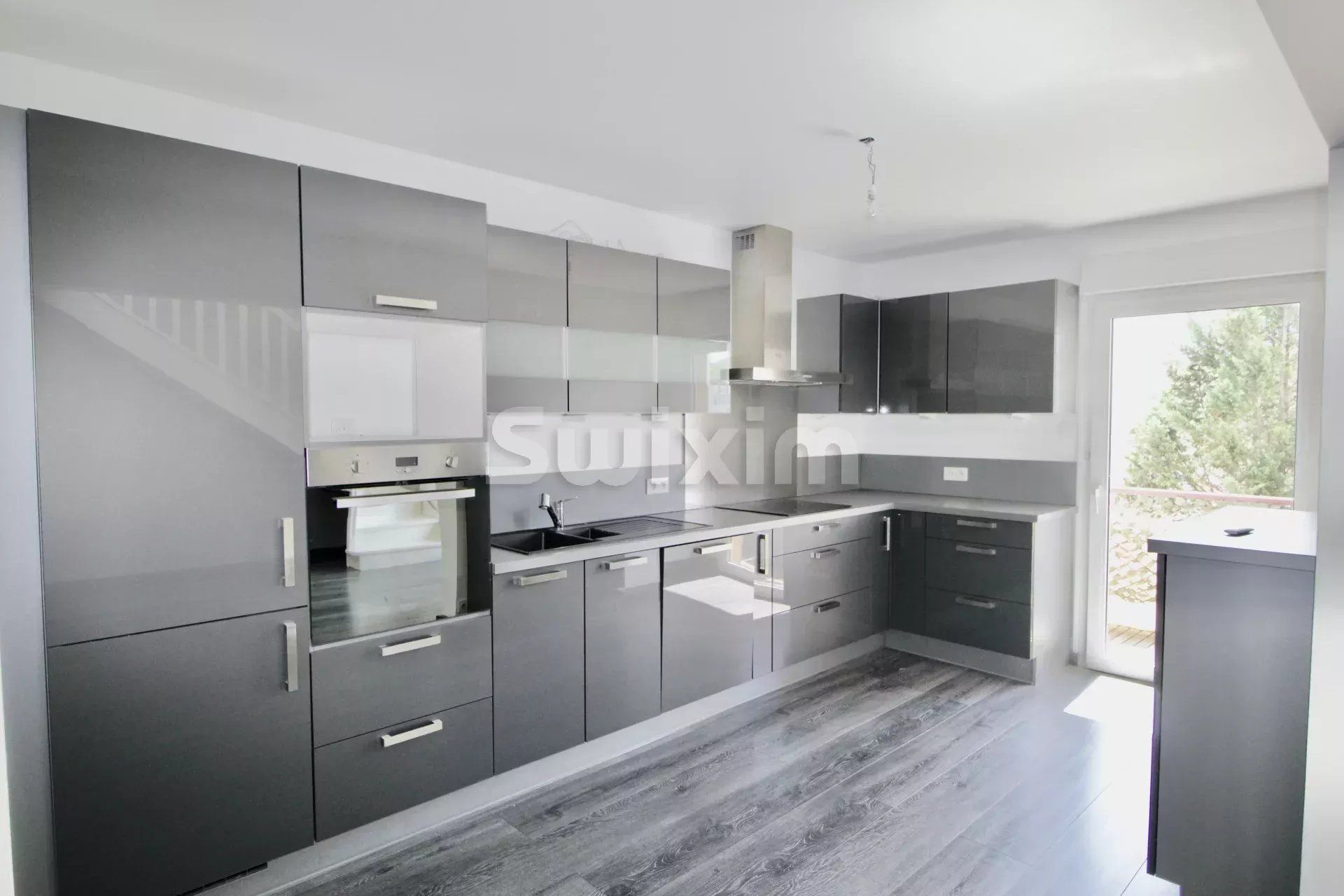 apartment 5 Rooms for sale on Saint-Julien-en-Genevois (74160) Sale Apartment Saint-Julien-en-Genevois 5 Rooms 101.41 m²