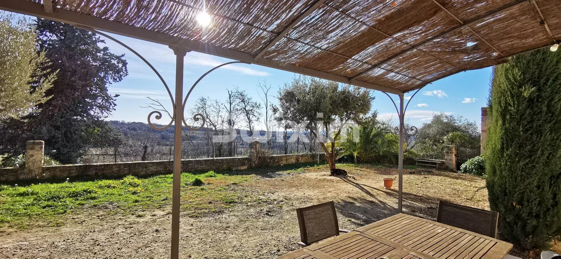 wine estate 8 Rooms for sale on Tulette (26790)