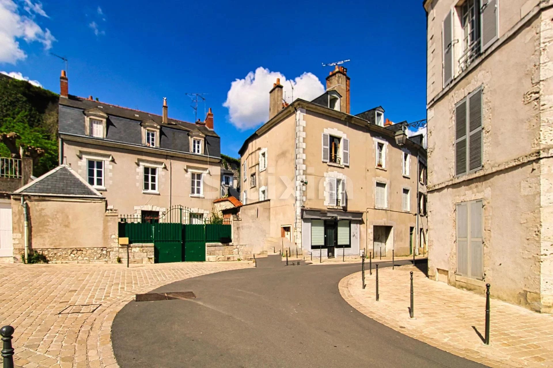 Vente Immeuble 175m² 8 Pièces à Blois (41000) - Swixim