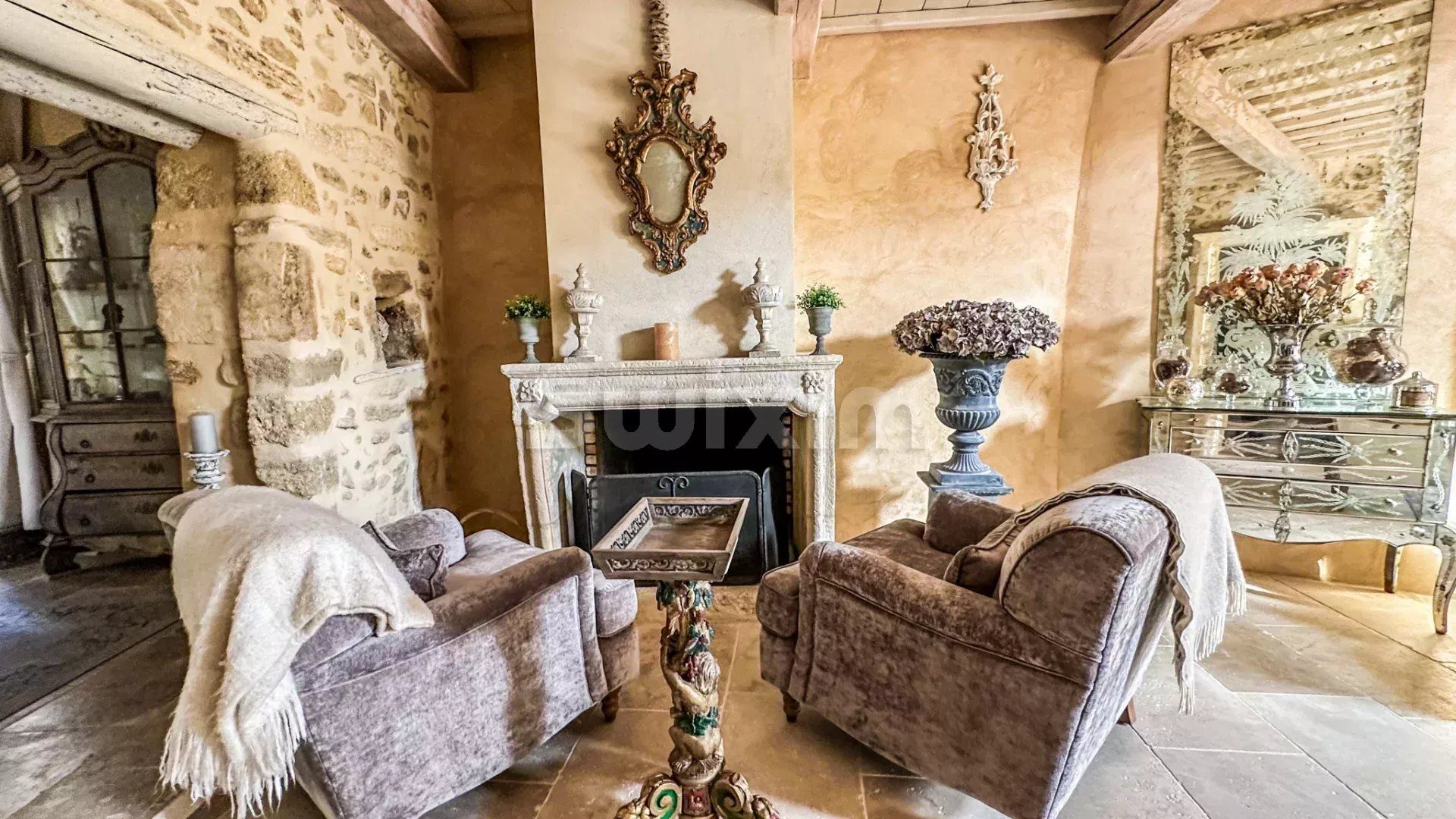 casa 8 Camere in vendita su Uzès (30700)
