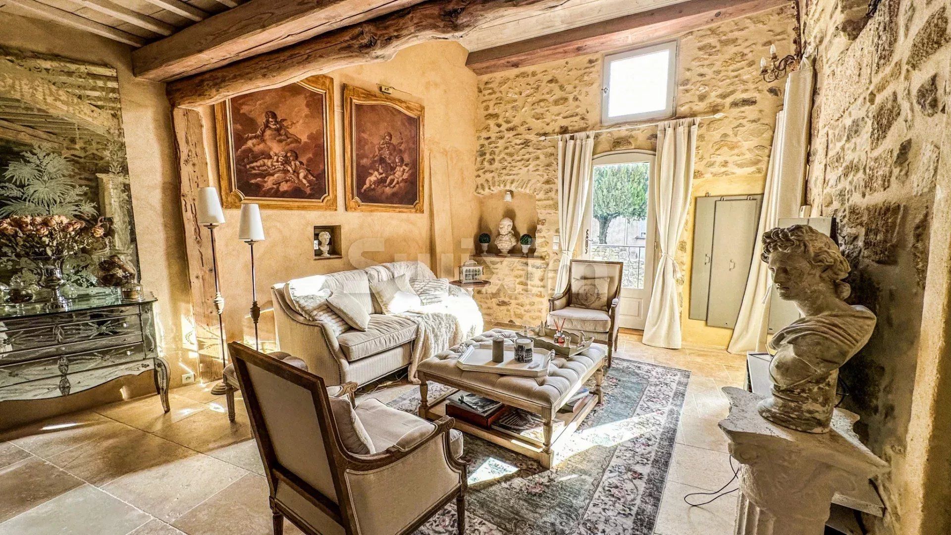casa 8 Camere in vendita su Uzès (30700)