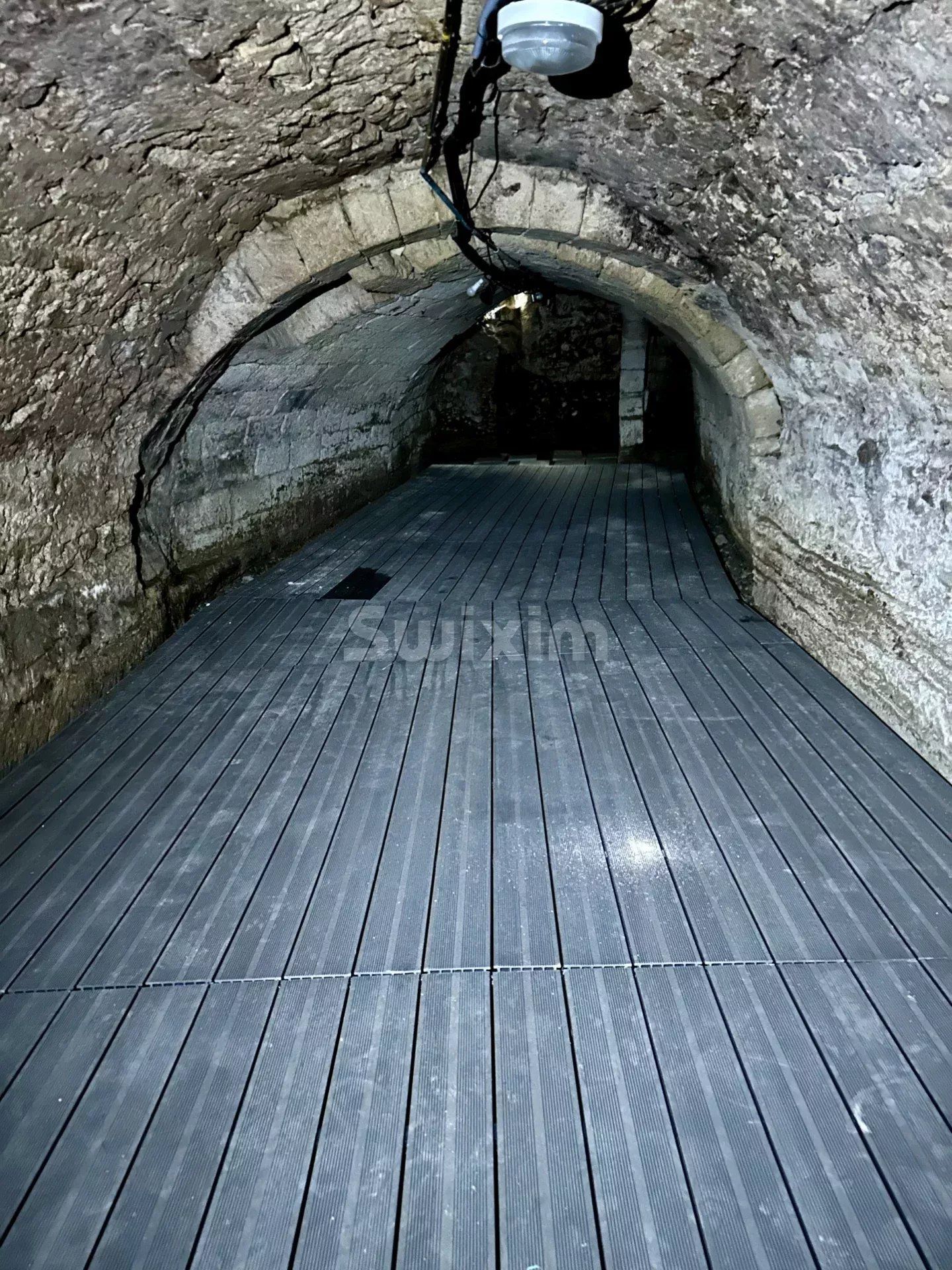 comercial local para venda sobre Uzès (30700)