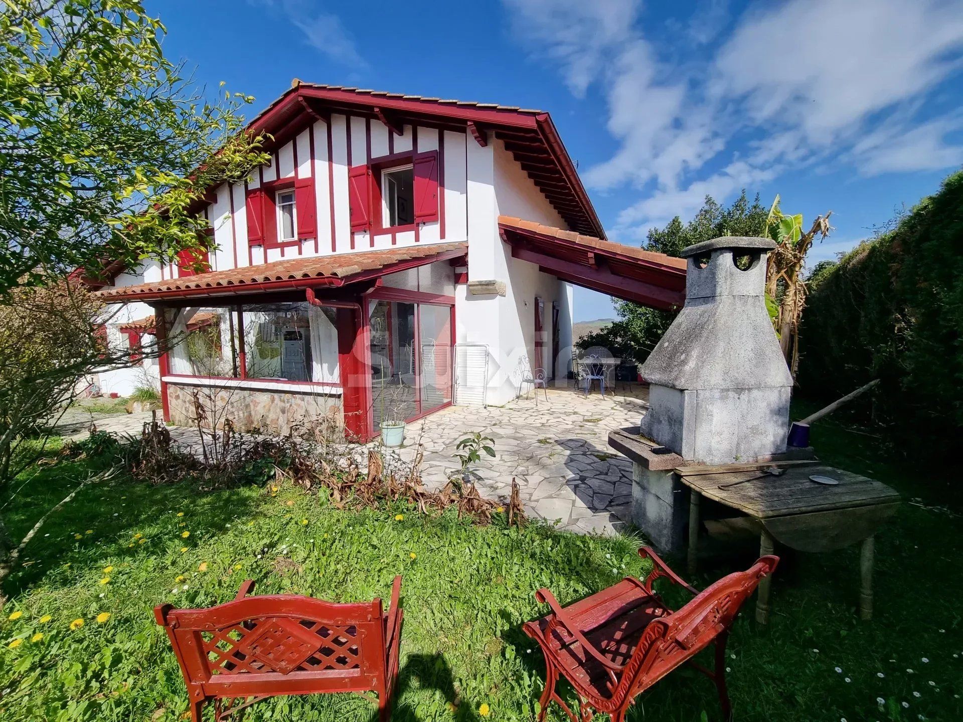 Vente Maison 145m² 7 Pièces à Cambo-les-Bains (64250) - Swixim