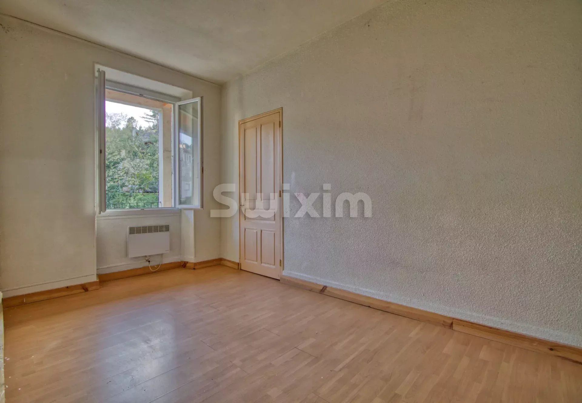 appartamento 4 Camere in vendita su Chamborigaud (30530)