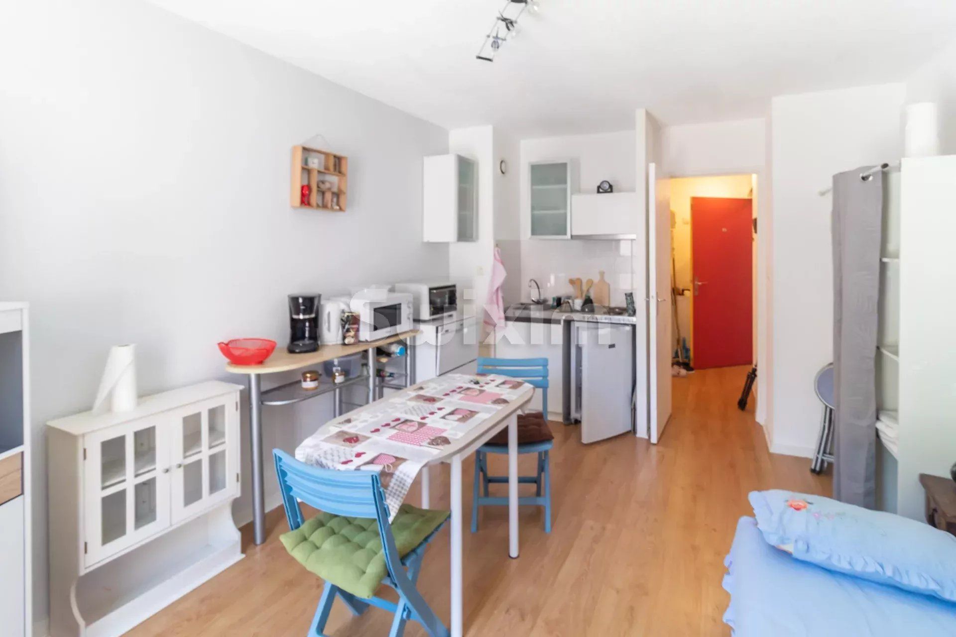 appartement 1 raum zur miete auf Hauts de Bienne (39400) Vermietung Appartement Hauts de Bienne 1 raum 20.35 m²