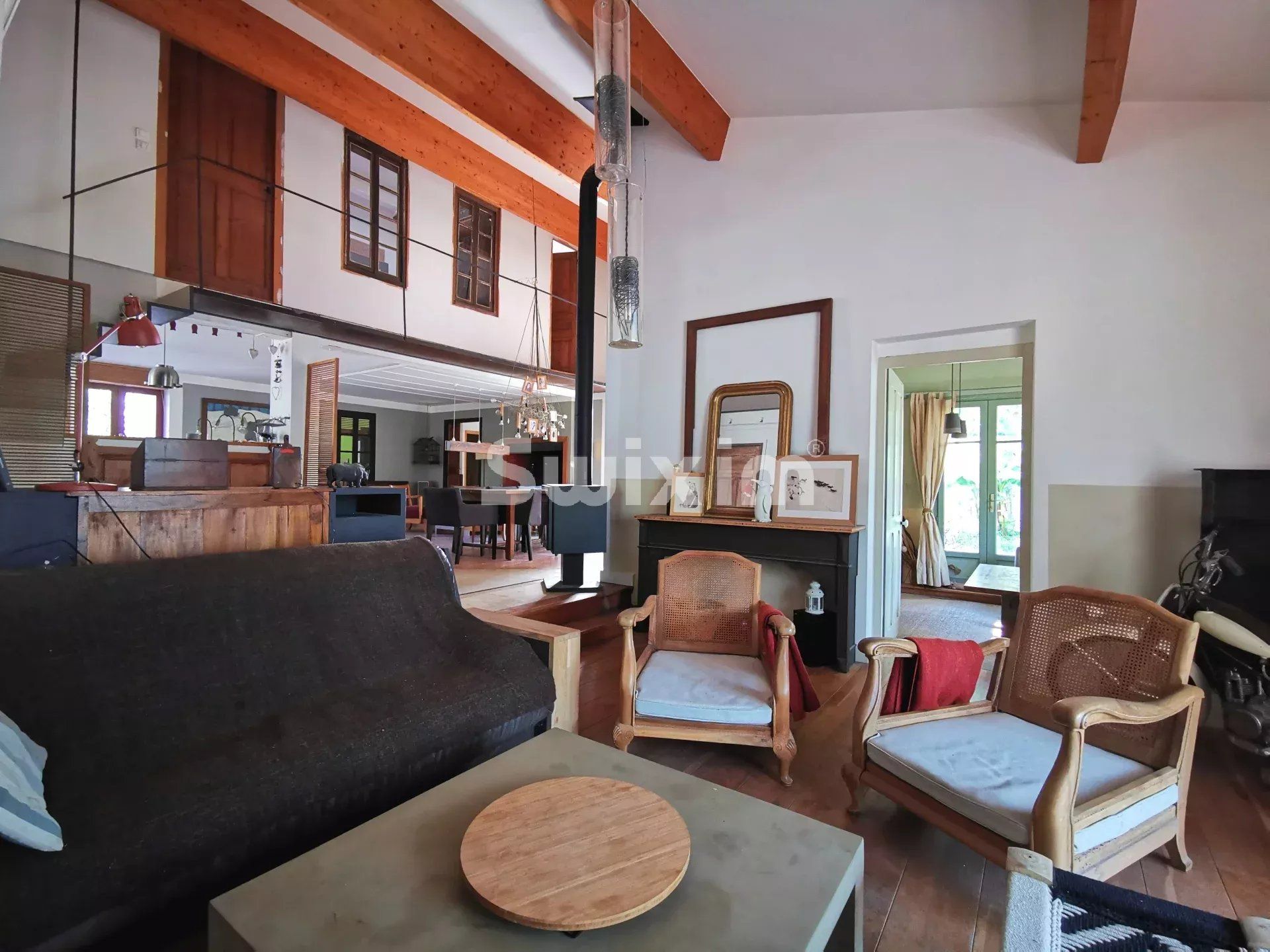 house 8 Rooms for sale on La Bégude-de-Mazenc (26160)