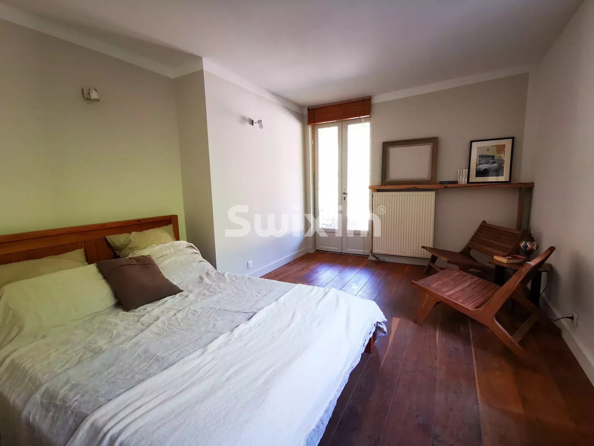 house 8 Rooms for sale on La Bégude-de-Mazenc (26160)