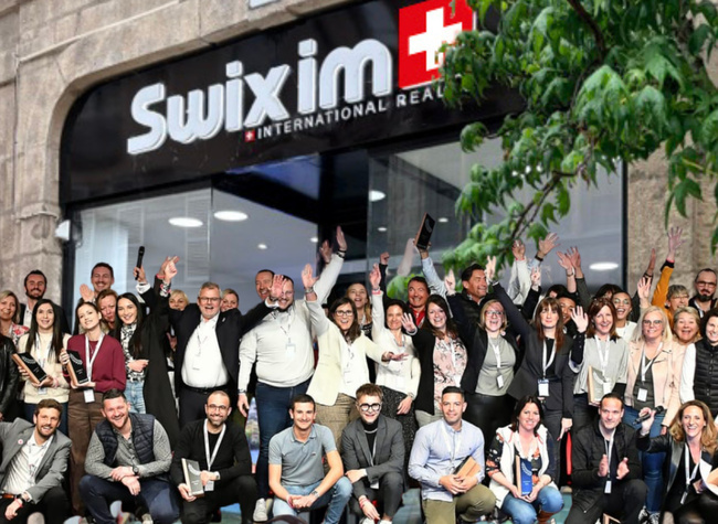 Franchise immobilière suisse : Pourquoi les franchisés Swixim international renouvellent leur contrat